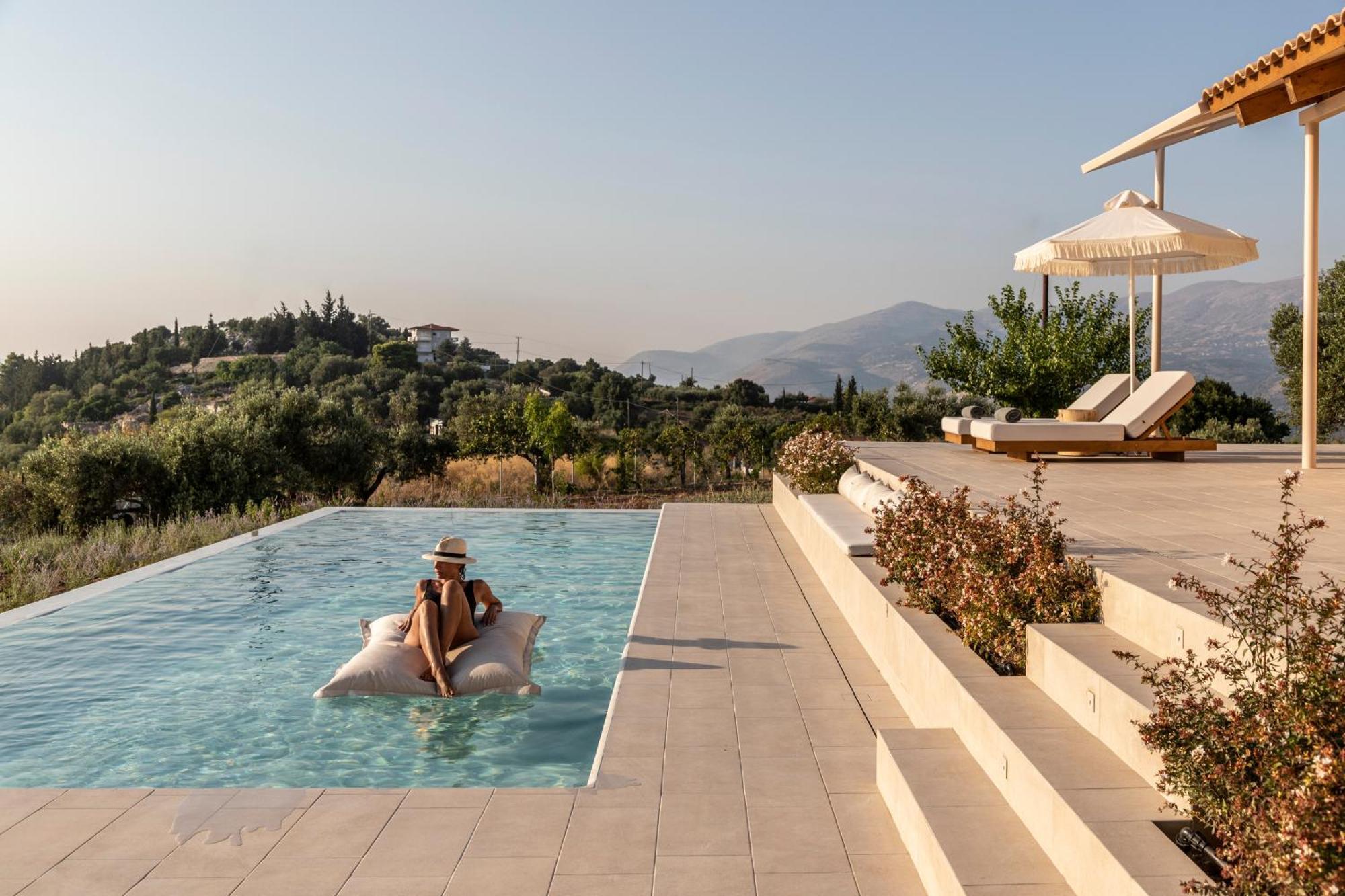 Avertosia Luxury Villas Argostoli  Buitenkant foto